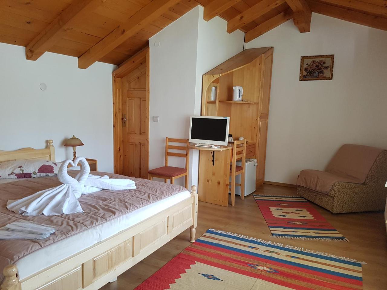 Trenchova Guest House Bansko Bagian luar foto